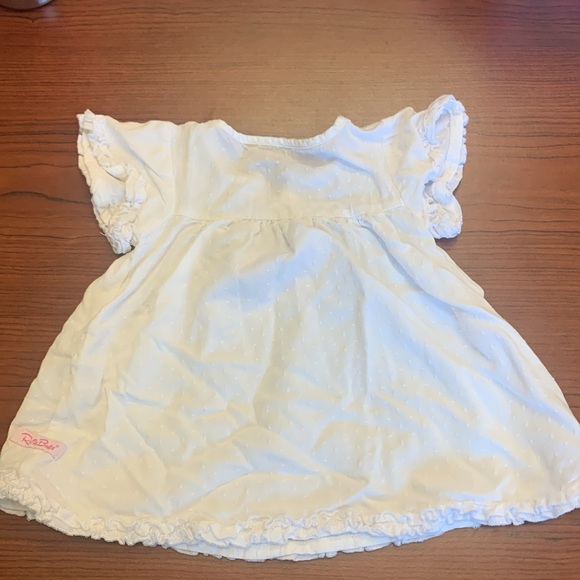 Ruffles Butts white top - Picture 5 of 8